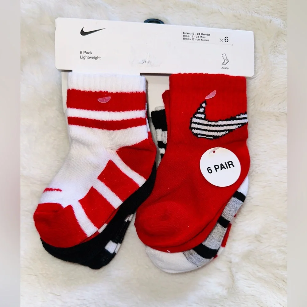 New Baby Nike Sock Set